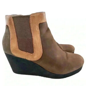 Tommy Bahamas Kishiko ankle booties 6 brown nubuck leather wedge platform boots